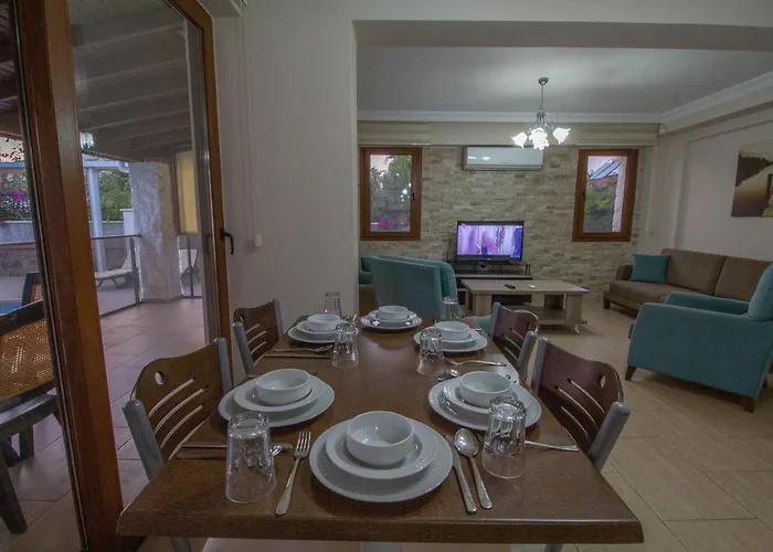 Prestij Garden 4+1 , özel Havuzlu, Fethiye