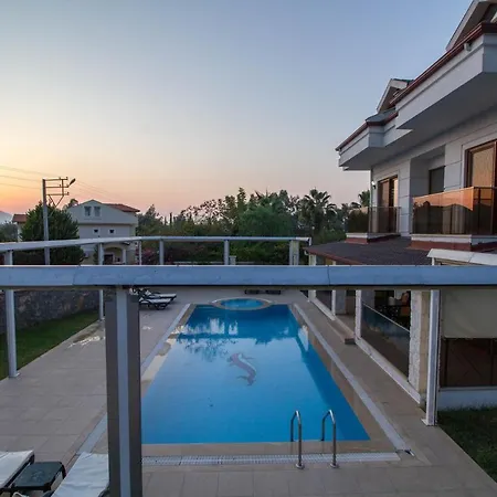 Prestij Garden 4+1 , Oezel Havuzlu, *